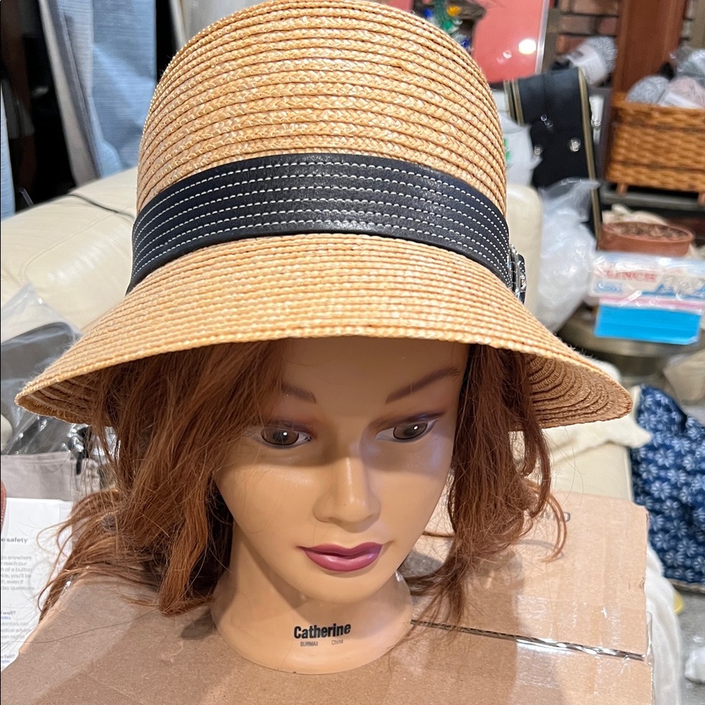 COACH CLOCHE STRAW HAT MADE IN ITALY - NWOT - Picture 4 of 10